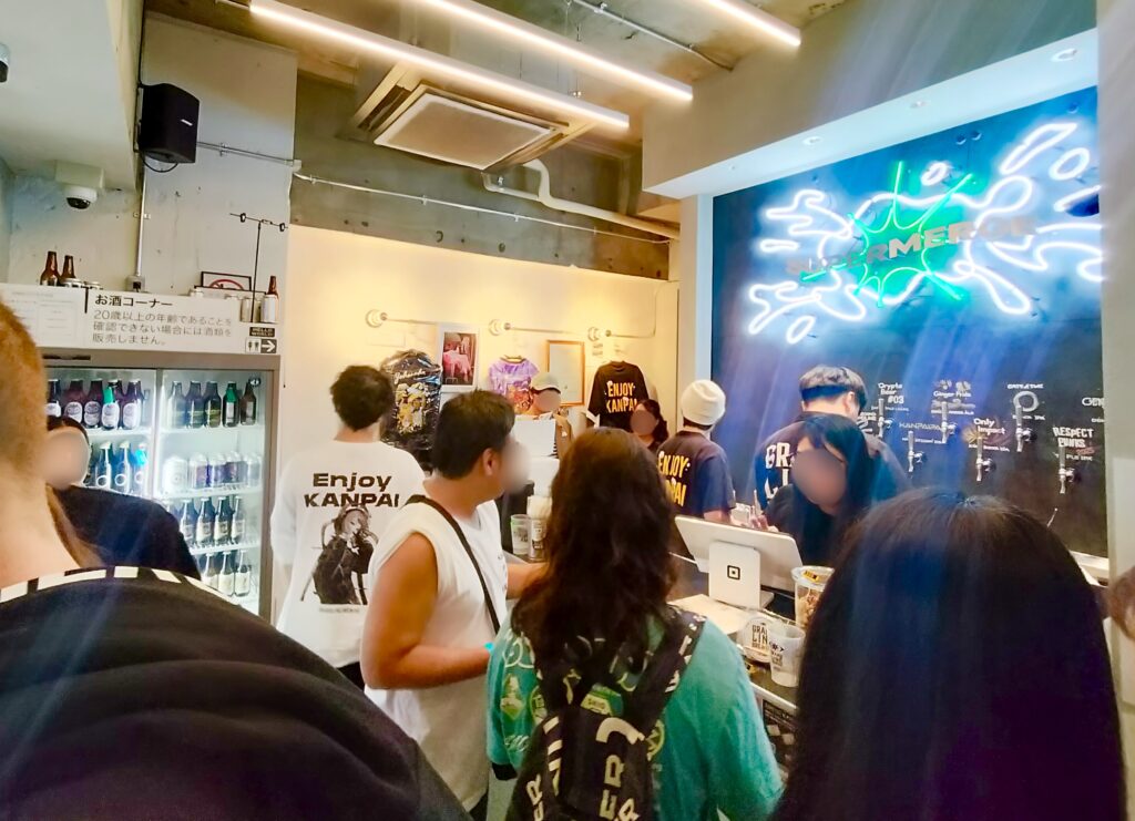 GRANDLINE BREWINGの店内
